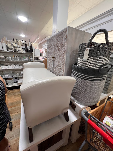 Department Store «HomeGoods», reviews and photos, 1945 W Lumsden Rd, Brandon, FL 33511, USA