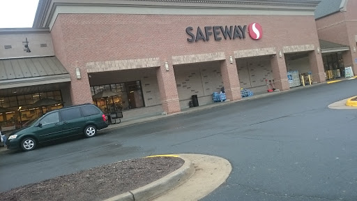 Grocery Store «Safeway», reviews and photos, 1688 Anderson Rd, McLean, VA 22102, USA