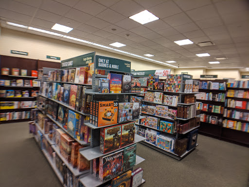 Barnes & Noble image