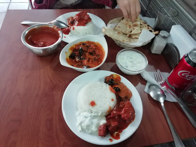 Curry & Kabab Indian Restaurant - Providencia