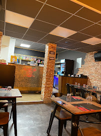 Atmosphère du Restaurant de grillades L'Atelier Grill à Montélimar - n°1