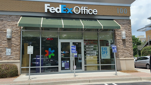Print Shop «FedEx Office Print & Ship Center», reviews and photos, 600 Chastain Rd NW #120, Kennesaw, GA 30144, USA