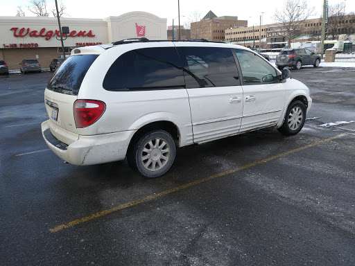 Donations Center «Charity Motors», reviews and photos