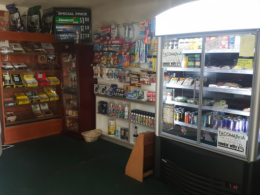 Tobacco Shop «North Point Smoke Shop», reviews and photos, 6408 River Rd E, Puyallup, WA 98371, USA
