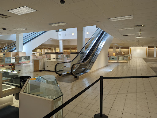 Shopping Mall «Midway Shopping Center», reviews and photos, 1562 University Ave W, St Paul, MN 55104, USA