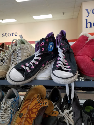 Thrift Store «Goodwill», reviews and photos, 26883 Bouquet Canyon Rd, Santa Clarita, CA 91350, USA