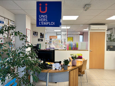UNIS VERS L'EMPLOI à Villeurbanne