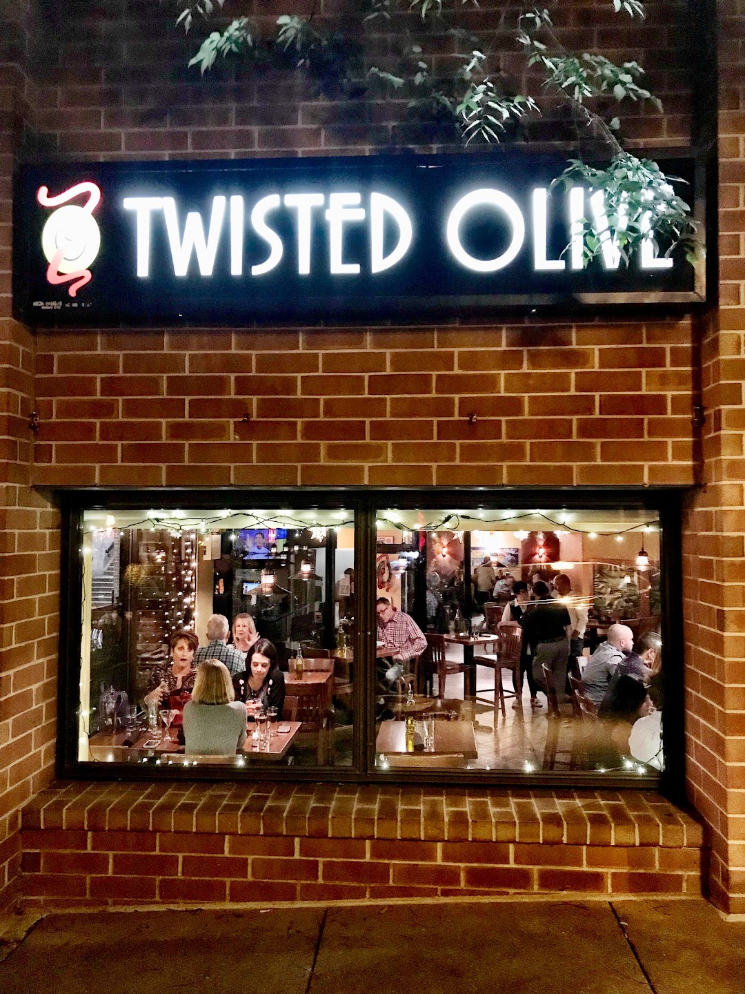 Twisted Olive