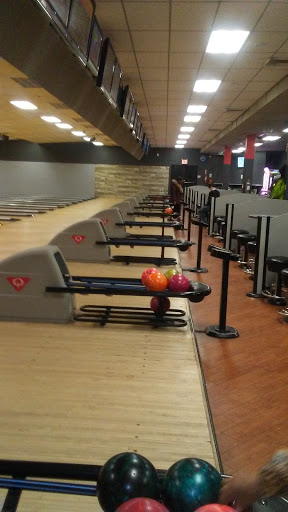 Bowling Alley «Woodmere Lanes», reviews and photos, 948 Broadway, Woodmere, NY 11598, USA