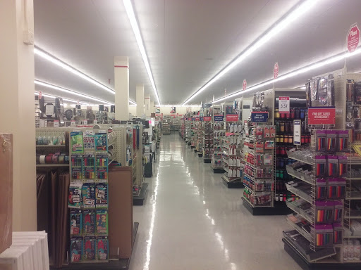 Craft Store «Hobby Lobby», reviews and photos, 1146 Hickory Point Mall, Forsyth, IL 62535, USA