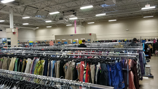 Thrift Store «Goodwill Store & Donation Center», reviews and photos, 6941 S Riverwood Blvd, Franklin, WI 53132, USA