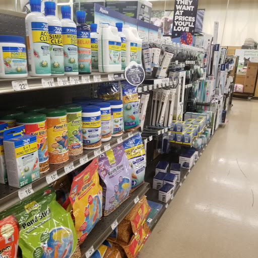 Pet Supply Store «Petco Animal Supplies», reviews and photos, 1350 S Ironton St #120, Aurora, CO 80012, USA