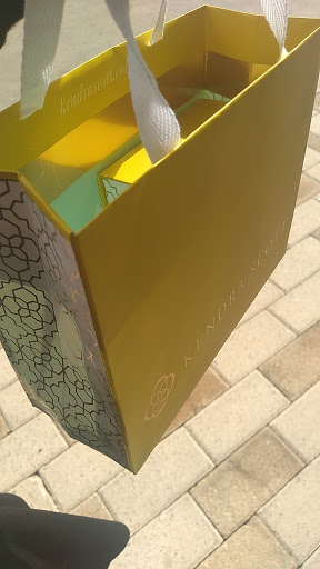 Jewelry Store «Kendra Scott», reviews and photos, 816 Town and Country Blvd #131, Houston, TX 77024, USA