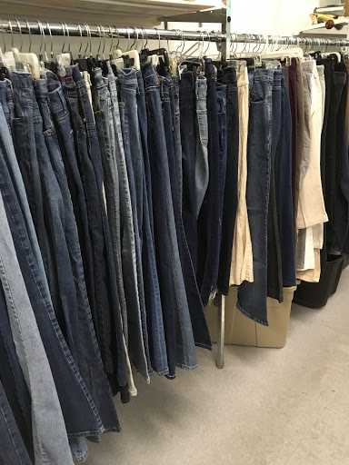 Thrift Store «Humane Society Thrift Store», reviews and photos, 4445 20th St, Vero Beach, FL 32966, USA