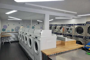 Laundromat image