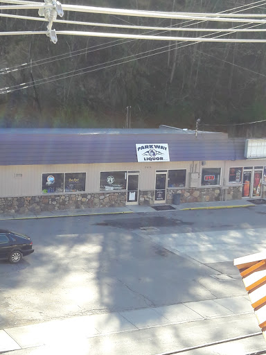 Liquor Store «Parkway Liquor Store», reviews and photos, 288 Parkway, Gatlinburg, TN 37738, USA