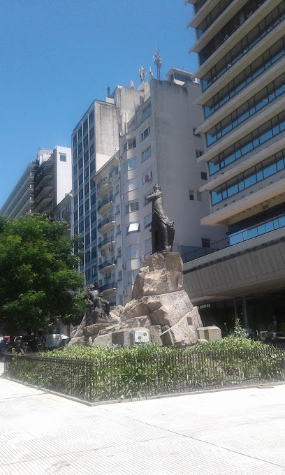Monumento Leandro Alem