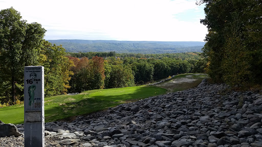 Public Golf Course «Country Club of the Poconos Municipal Golf Course», reviews and photos, 1445 Big Ridge Dr, East Stroudsburg, PA 18302, USA