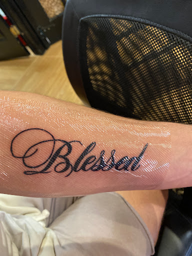 Tattoo Shop «Paradise Tattoo», reviews and photos, 2801 Estero Blvd, Fort Myers Beach, FL 33931, USA