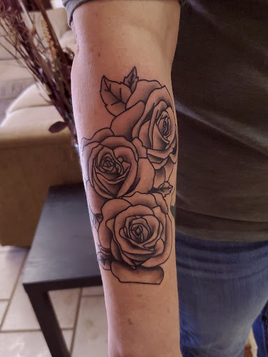 Explore rib tattoo ideas male, creative tattoo ideas in Stamford, available at KE Tattoo Studio