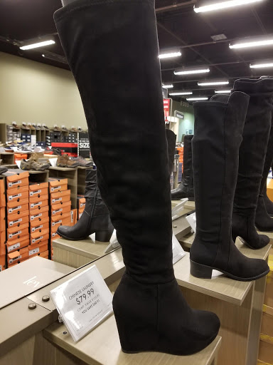 Shoe Store «DSW Designer Shoe Warehouse», reviews and photos, 4120 E 4th St, Ontario, CA 91764, USA