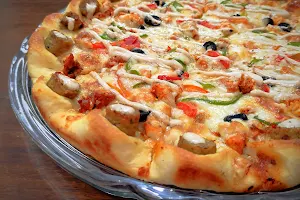 Italian Pizza Topi image