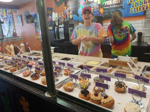 Donut Shop «Peace, Love And Little Donuts Of Green», reviews and photos, 3700 Massillon Rd, Uniontown, OH 44685, USA