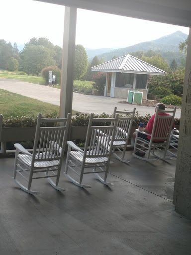 Hotel «Waynesville Inn Golf Resort and Spa», reviews and photos, 176 Country Club Dr, Waynesville, NC 28786, USA