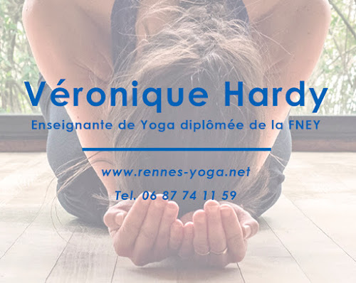 Cours de yoga Yoga Ananda - Véronique Hardy Lanvallay