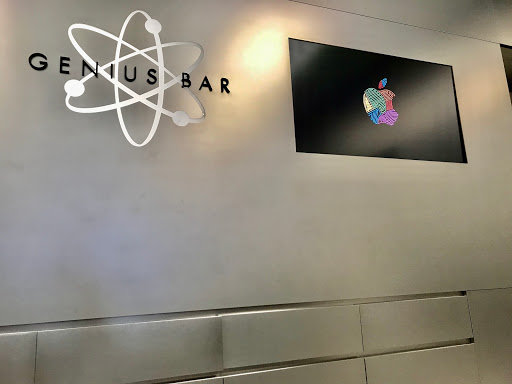 Computer Store «Apple King Street», reviews and photos, 301 King St, Charleston, SC 29401, USA