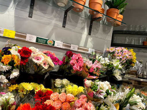 Grocery Store «Whole Foods Market», reviews and photos, 929 South St, Philadelphia, PA 19147, USA