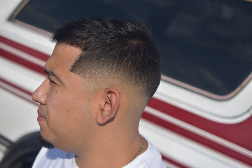 Barber Shop «Razor Sharp Cutz - Valley Hi», reviews and photos, 410 Valley Hi Dr #102, San Antonio, TX 78227, USA