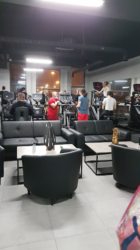 Opinii despre 18 Gym Fitness Club Bucuresti în <nil> - Sala de Fitness