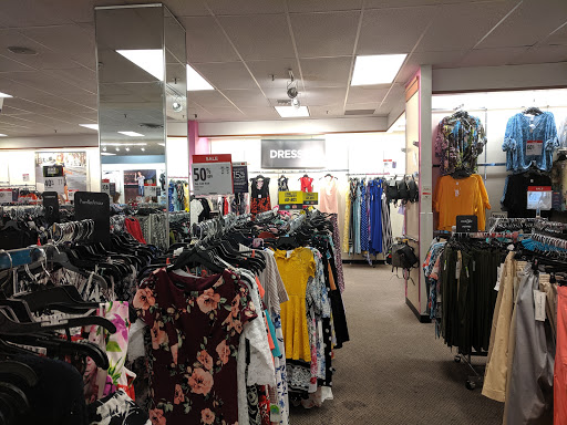 Department Store «JCPenney», reviews and photos, 100 Stonewood St, Downey, CA 90241, USA