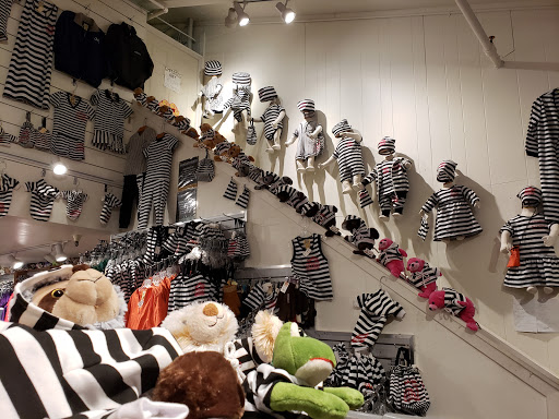 Gift Shop «Alcatraz Gift Shop», reviews and photos, 39 Pier 39 Concourse, San Francisco, CA 94133, USA