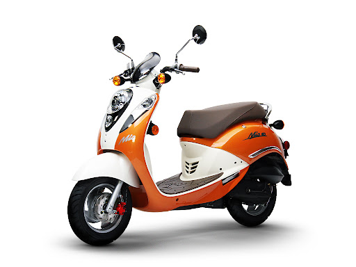 Motor Scooter Dealer «Extreme Motor Sales», reviews and photos, 2327 E Semoran Blvd, Apopka, FL 32703, USA