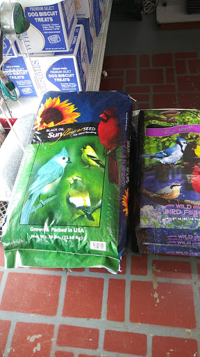 Pet Supply Store «Red Dog Hound & Pet Supply», reviews and photos, 3017 S Sheridan Rd, Tulsa, OK 74129, USA