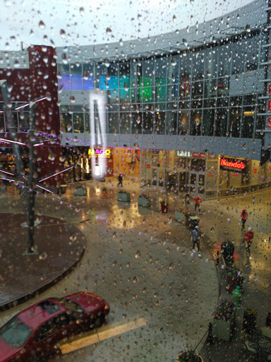 Movie Theater «ShowPlace ICON Theatres at Roosevelt Collection with ICON•X - Chicago», reviews and photos, 1011 S Delano Ct, Chicago, IL 60605, USA