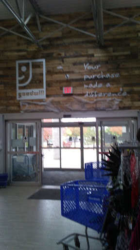 Thrift Store «Goodwill Store», reviews and photos, 3270 29th St SE, Kentwood, MI 49508, USA