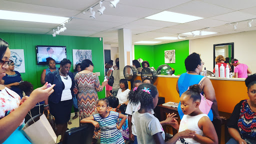 Hair Salon «Go Natural», reviews and photos, 813 Lyndon Ln # B, Louisville, KY 40222, USA