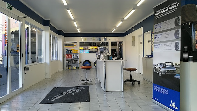 Comments and reviews of Beaurepaires Tyre & Battery Shop Tauranga Cameron Rd