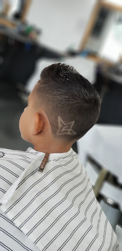Barber Shop «Fade Aholics Barber Shop», reviews and photos, 720 Summitview Ave, Yakima, WA 98902, USA