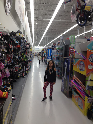 Shopping Mall «Berkshire Shopping Center», reviews and photos, 67 Newtown Rd, Danbury, CT 06810, USA