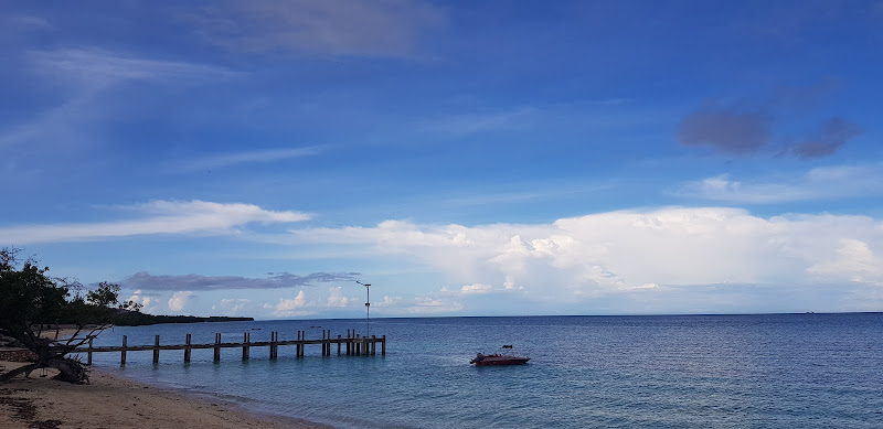 Pantai Londa Lima