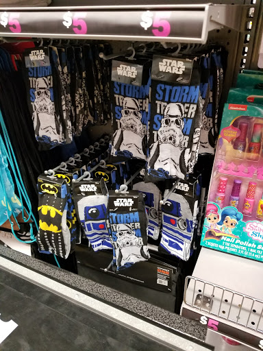 Variety Store «Five Below», reviews and photos, 2685 E Main St, Plainfield, IN 46168, USA