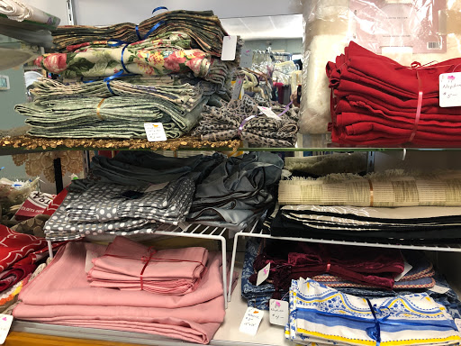Thrift Store «Assistance League of Greater Placer - Thrift Shop», reviews and photos, 1263 Grass Valley Hwy, Auburn, CA 95603, USA