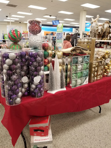 Clothing Store «Ross Dress for Less», reviews and photos, 2327 Street Rd, Bensalem, PA 19020, USA