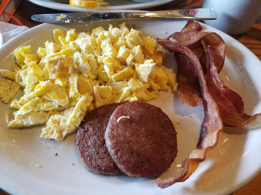 American Restaurant «Cracker Barrel Old Country Store», reviews and photos, 21 Industrial Dr, Hamburg, PA 19526, USA