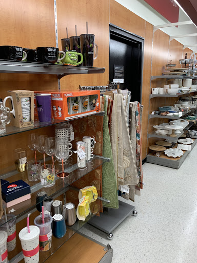 Department Store «T.J. Maxx», reviews and photos, 1850 Rio Hill Center, Charlottesville, VA 22901, USA