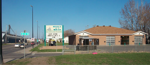Whale of A Wash en Fargo